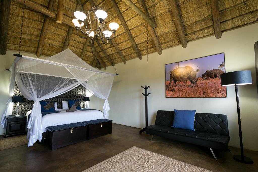 Umkumbe Safari Lodge Mbombela Exterior foto