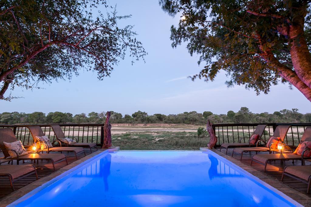 Umkumbe Safari Lodge Mbombela Exterior foto