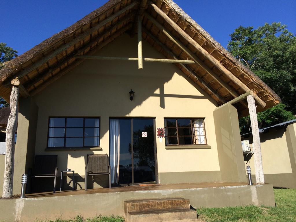 Umkumbe Safari Lodge Mbombela Zimmer foto