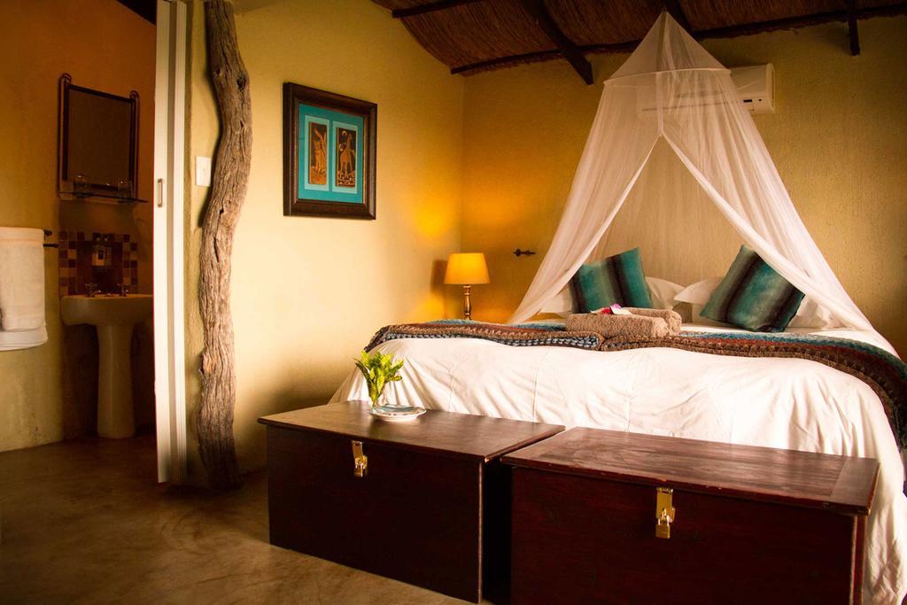 Umkumbe Safari Lodge Mbombela Zimmer foto